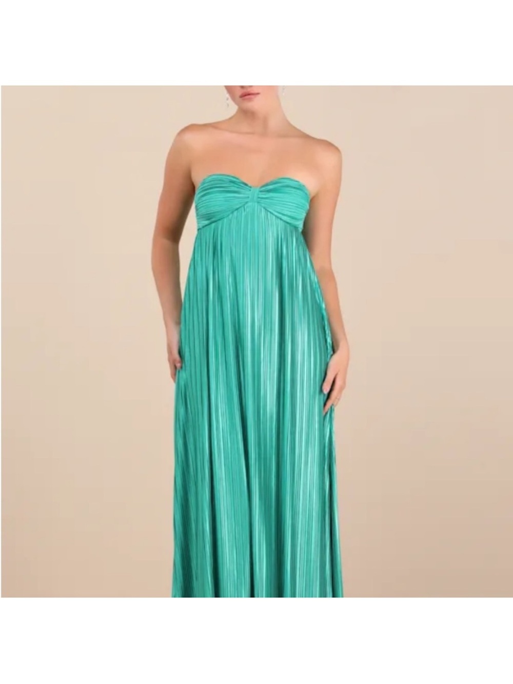 Lulu's Strapless Pleated Maxi Dress